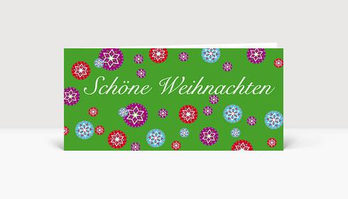 Weihnachtskarte Runde Schneeflocken auf grüner Karte